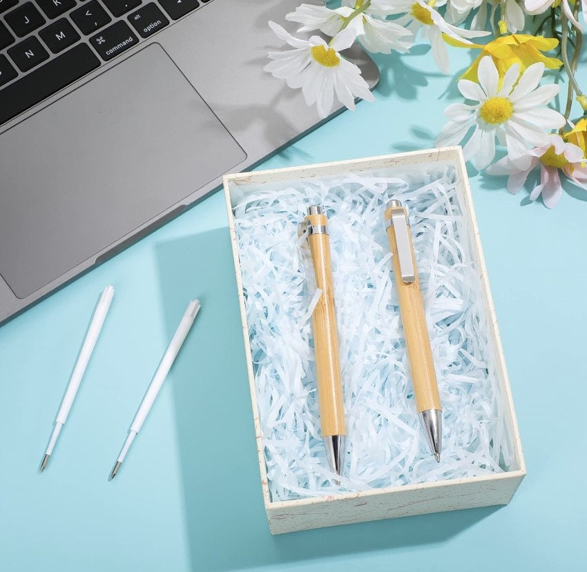 Bamboo Pens Wood Natural Engraving Retractable Bamboo Pen with Extra Black Ink Refills Ballpoint Pen Journaling Pen, Gift for Graduation.