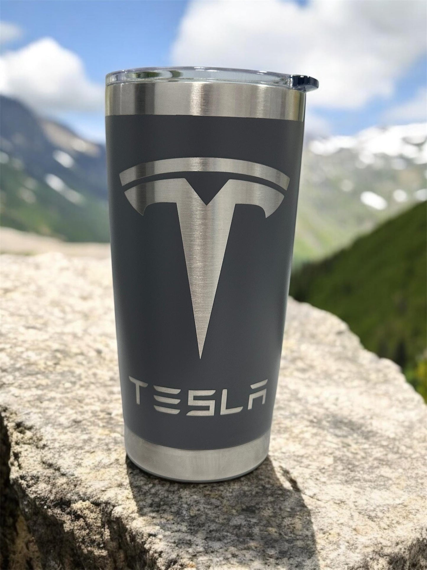 20 oz Tesla. Stainless Steel Tumbler Cup with Lid Double Wall Vacuum Insulated Powder Coated Cup for Hot and Cold Drinks.