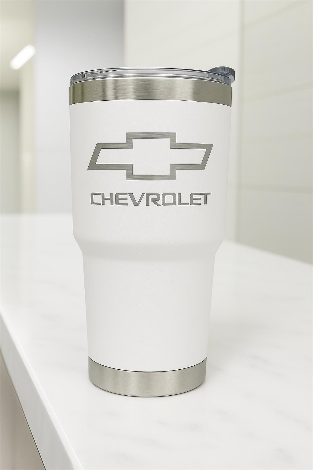 Chevrolet 30 oz Tumbler: Double Wall Insulated Stainless Steel Cup
